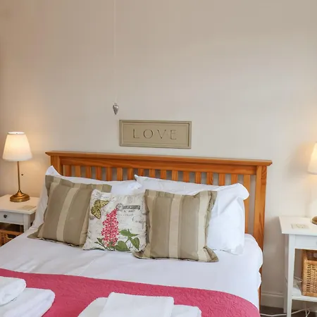 Rooftops Holiday home Whitby